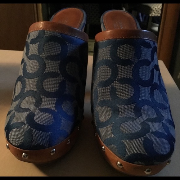 🚫SOLD🚫Authentic Coach clogs, never worn outdoors - Picture 2 of 4